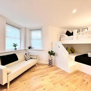  Apartment The Palm B4, The Kove,